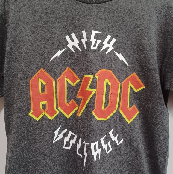 ACDC High Voltage Tshirt - Picture 2 of 4